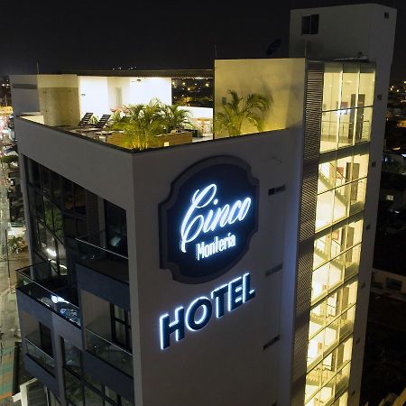 Hotel Cinco מונטריה מראה חיצוני תמונה
