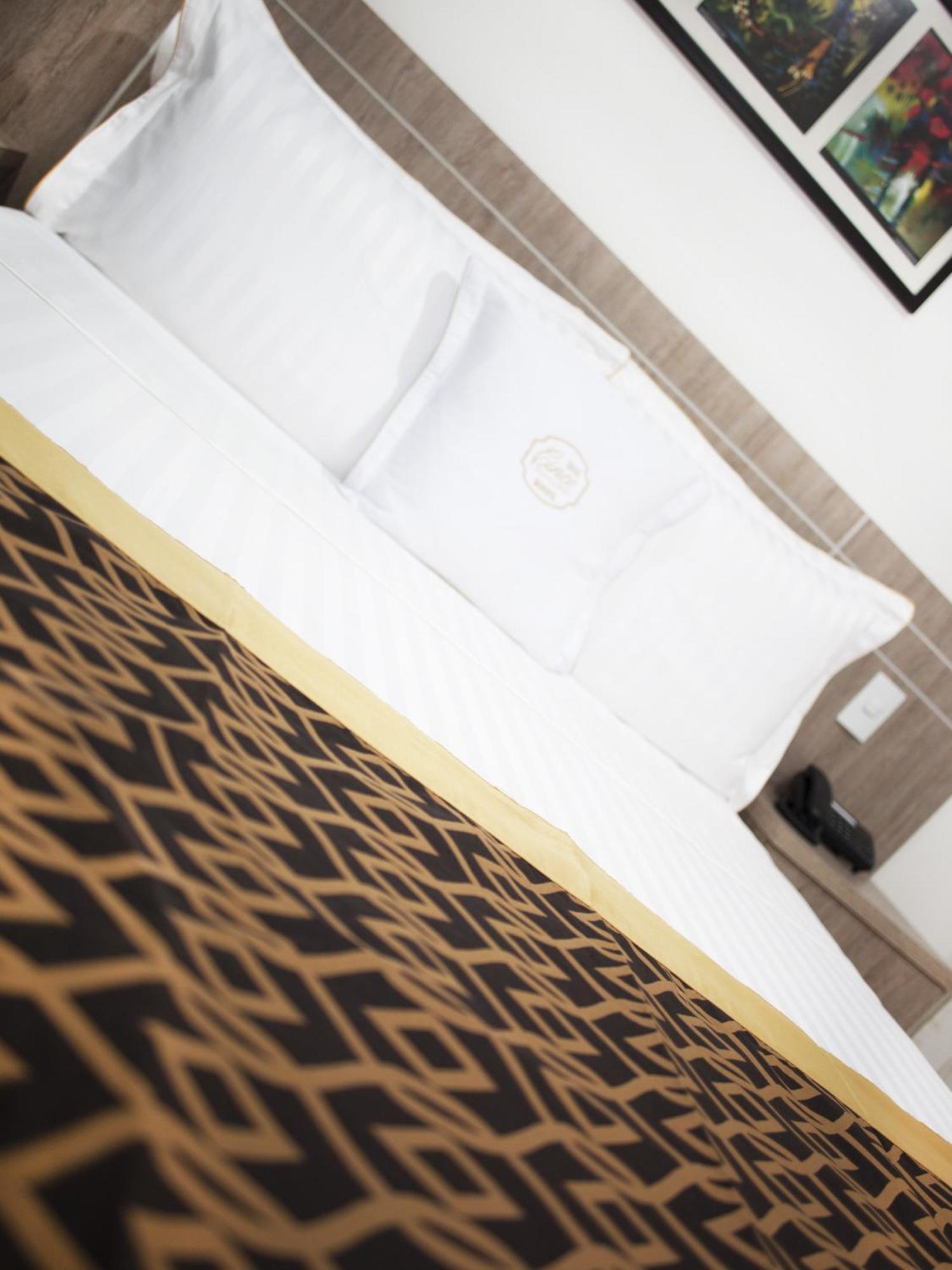 Hotel Cinco מונטריה חדר תמונה