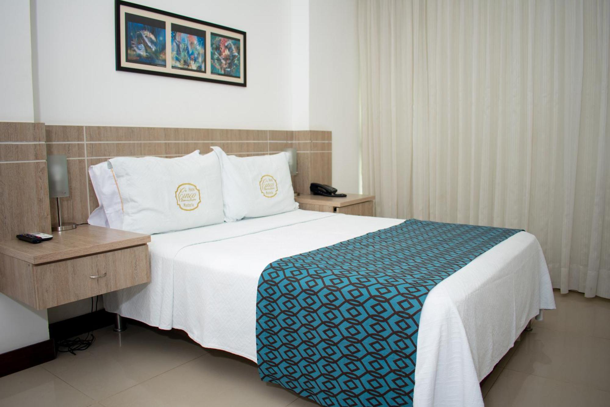 Hotel Cinco מונטריה חדר תמונה