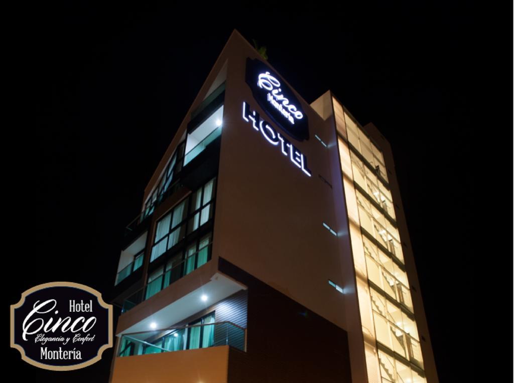 Hotel Cinco מונטריה מראה חיצוני תמונה