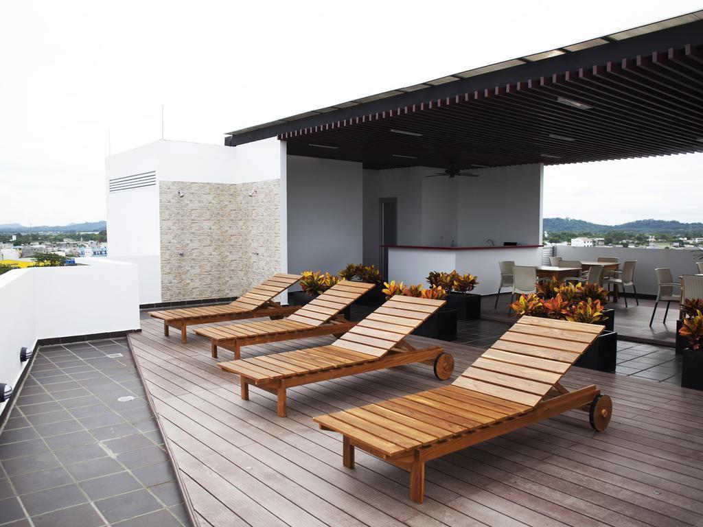 Hotel Cinco מונטריה מראה חיצוני תמונה