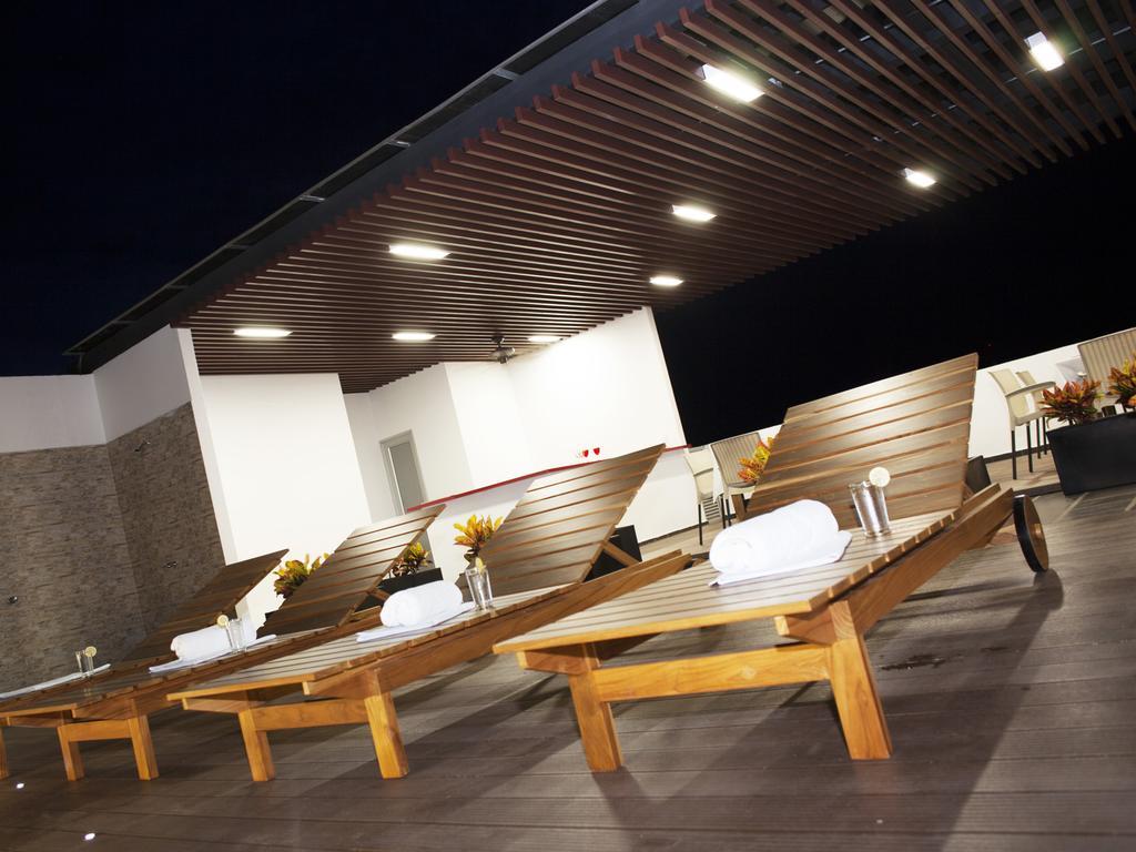 Hotel Cinco מונטריה מראה חיצוני תמונה