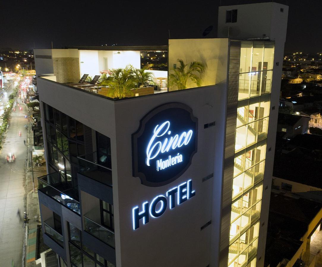 Hotel Cinco מונטריה מראה חיצוני תמונה